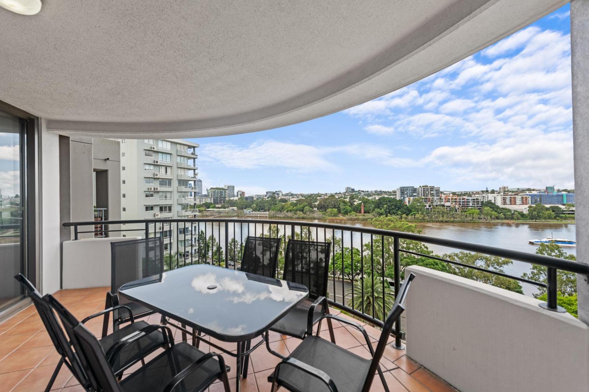 The Oasis Apartments Брисбен Экстерьер фото