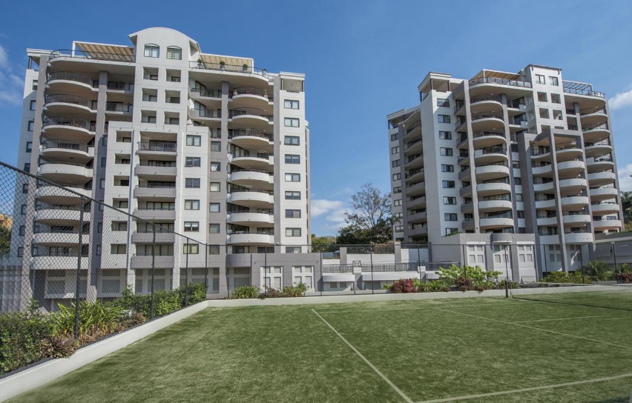 The Oasis Apartments Брисбен Экстерьер фото